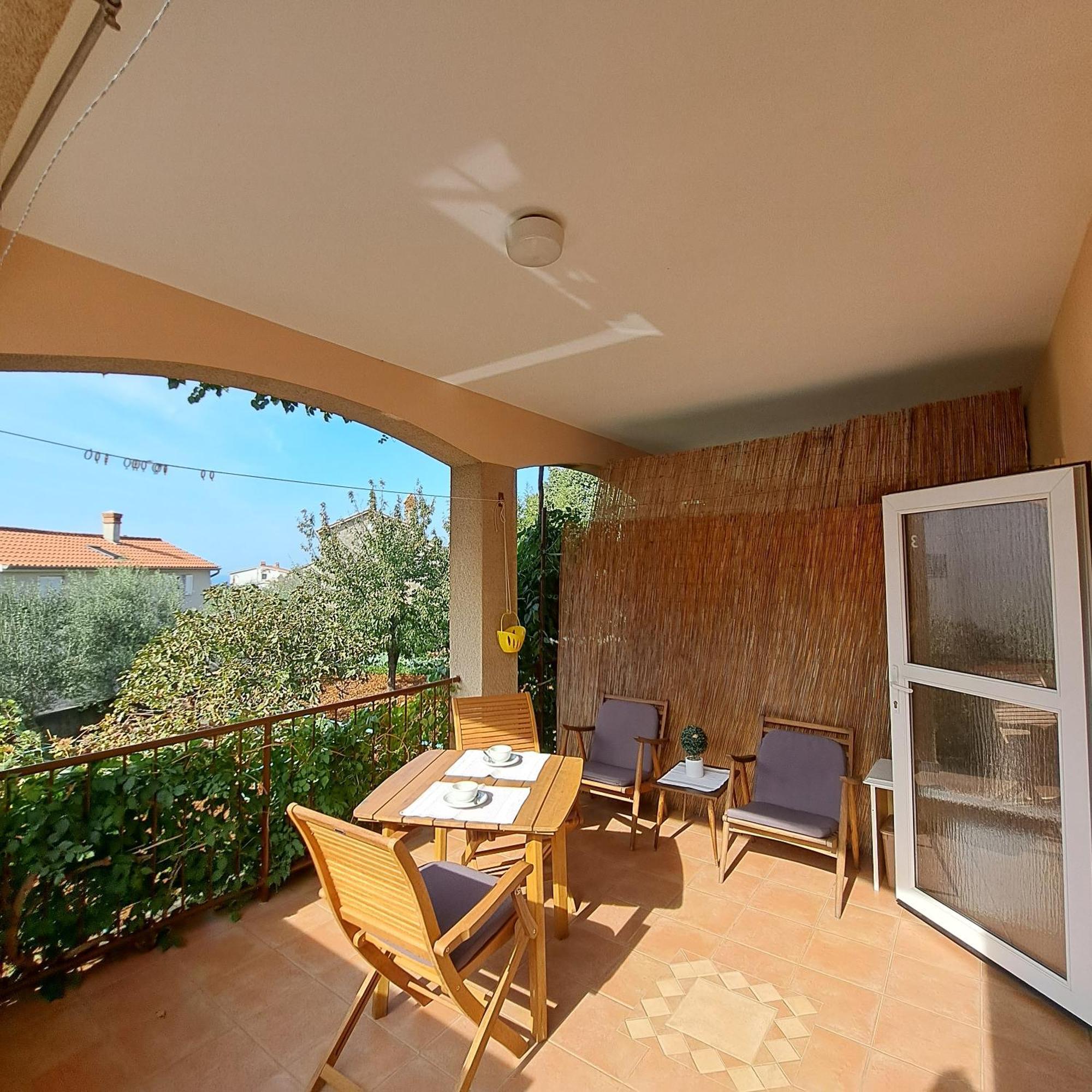 Apartment Jelka Malinska Exterior photo